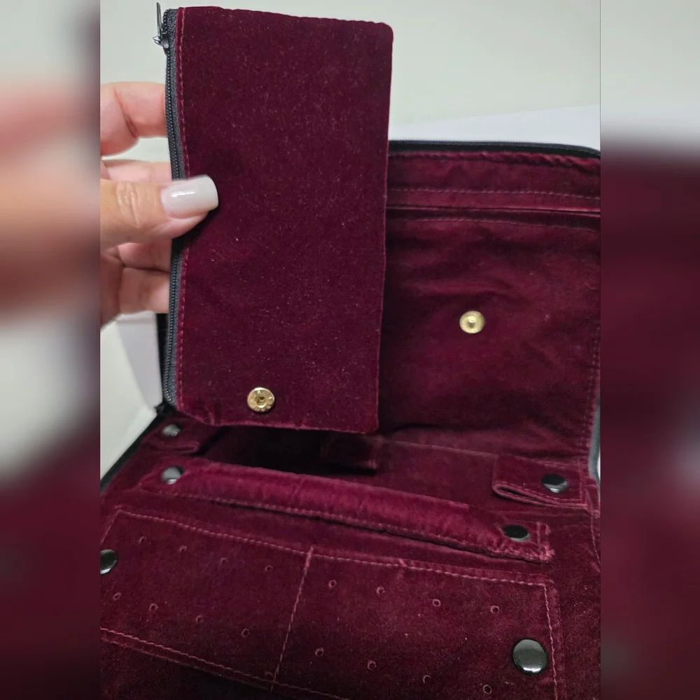 None jewelry organizer